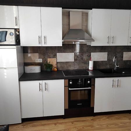 Apartment Zunabovic Трогір Екстер'єр фото