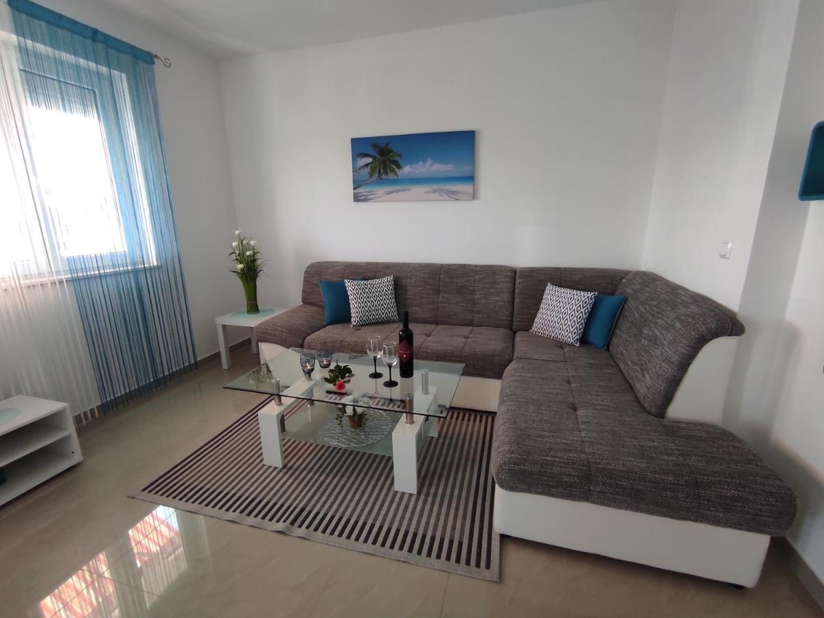 Apartment Zunabovic Трогір Екстер'єр фото