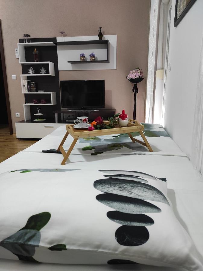Apartment Zunabovic Трогір Екстер'єр фото